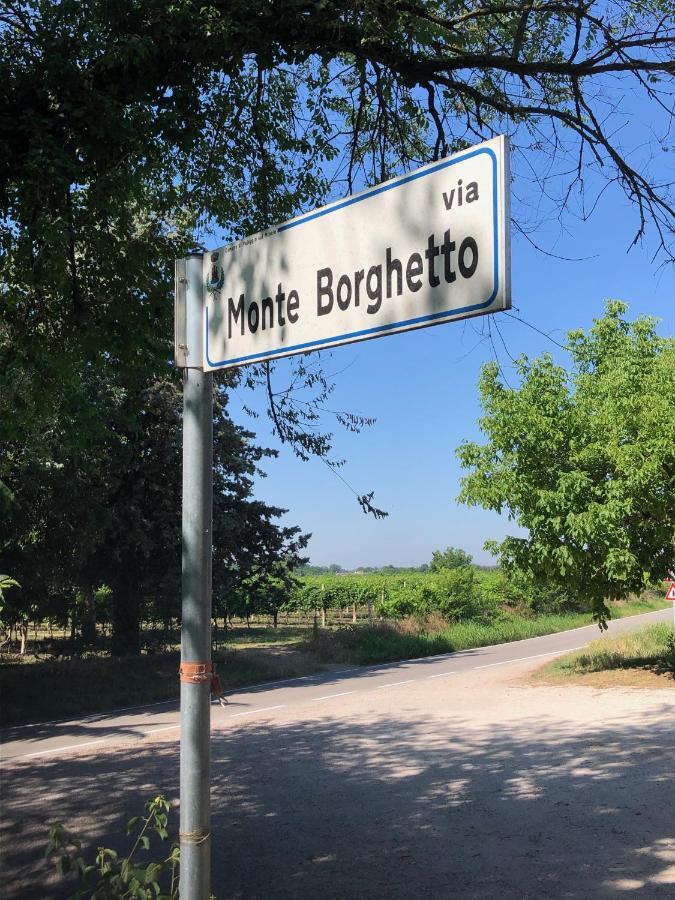Valle Segreta Valeggio sul Mincio Luaran gambar